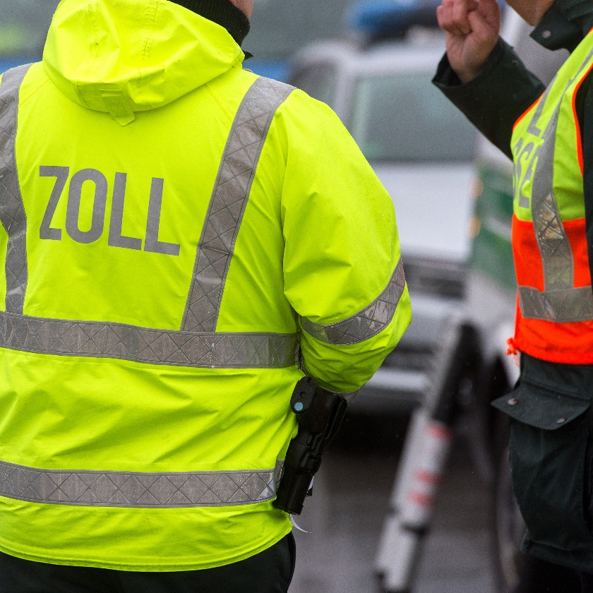 Zoll - Zollbeamter